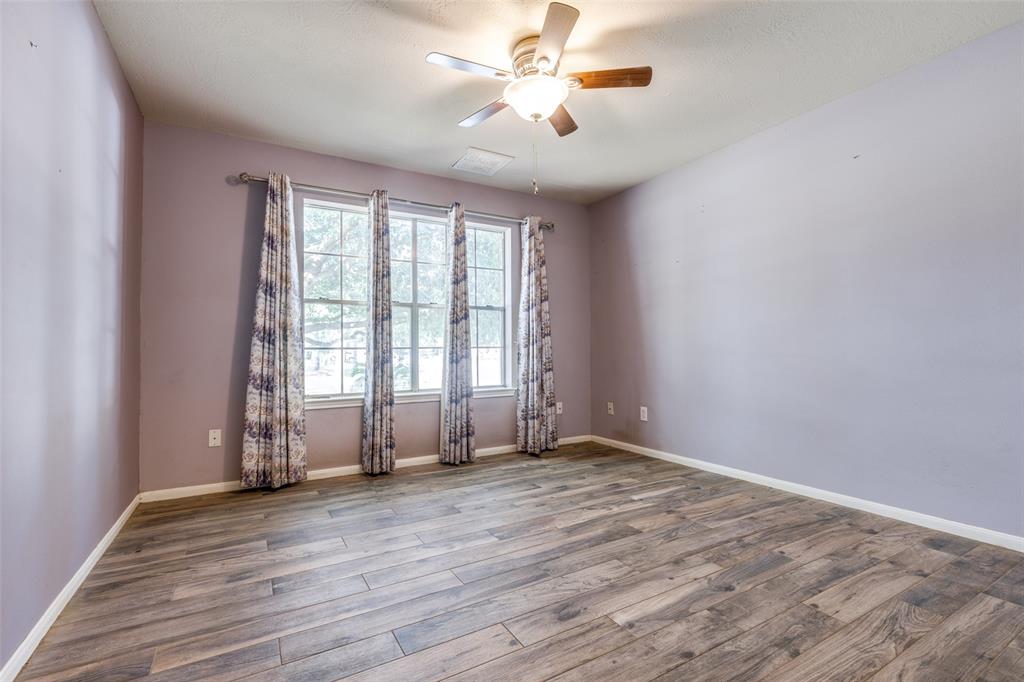 835 Victoria Lakes Drive, Katy, Texas image 13