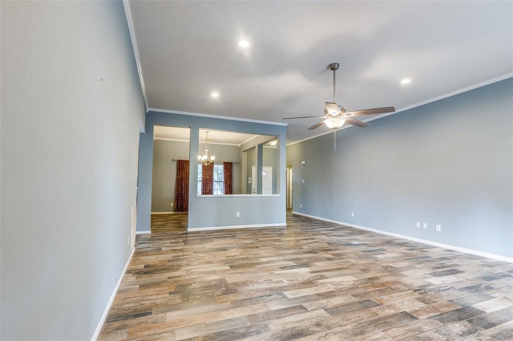 835 Victoria Lakes Drive, Katy, Texas image 8