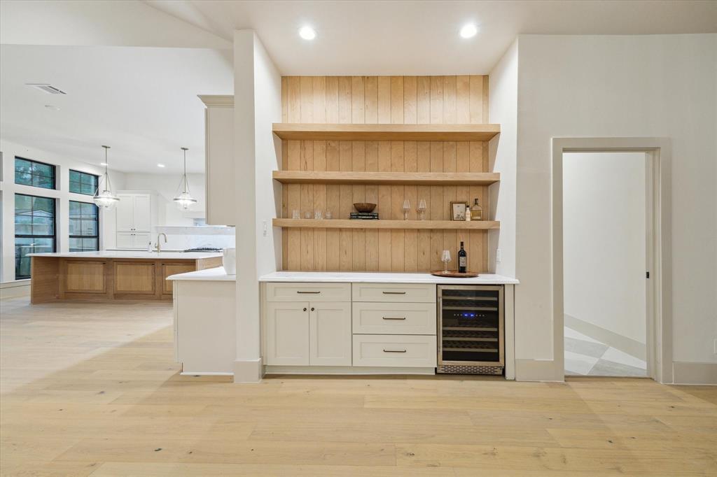 10410 Mayfield Road