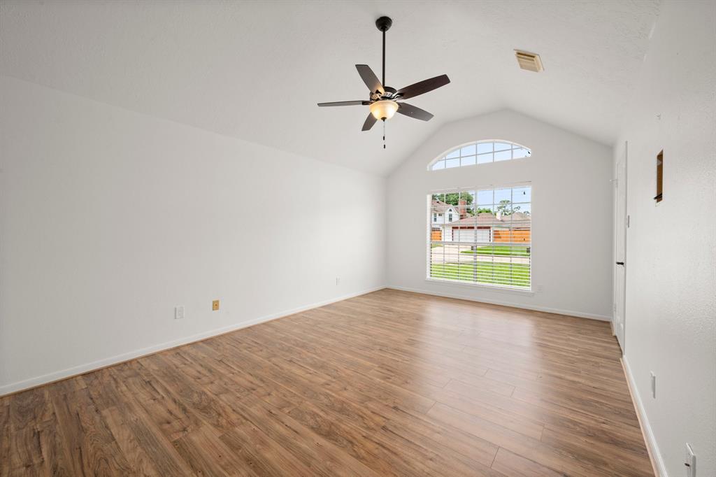 10206 Jockey Club Drive, Houston, Texas image 23