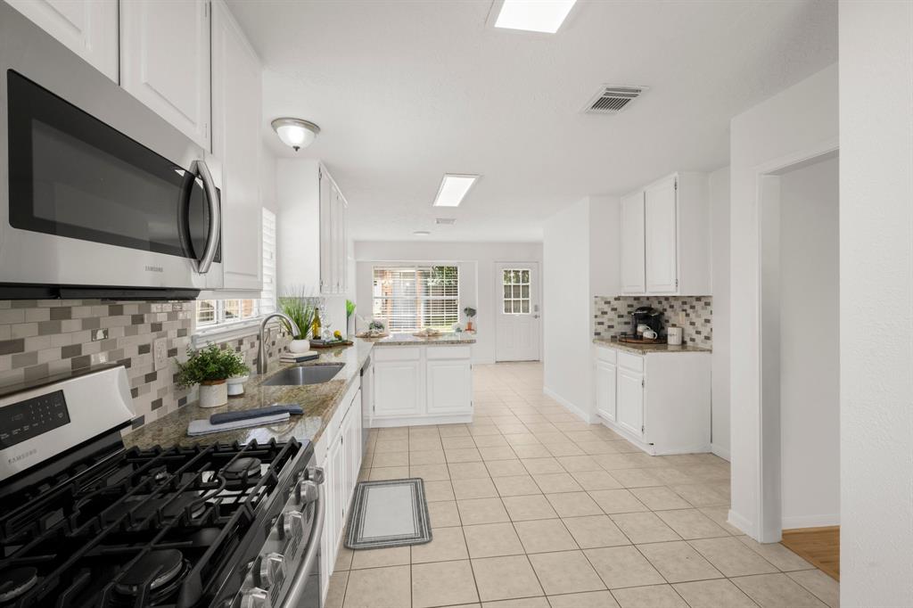 10206 Jockey Club Drive, Houston, Texas image 20