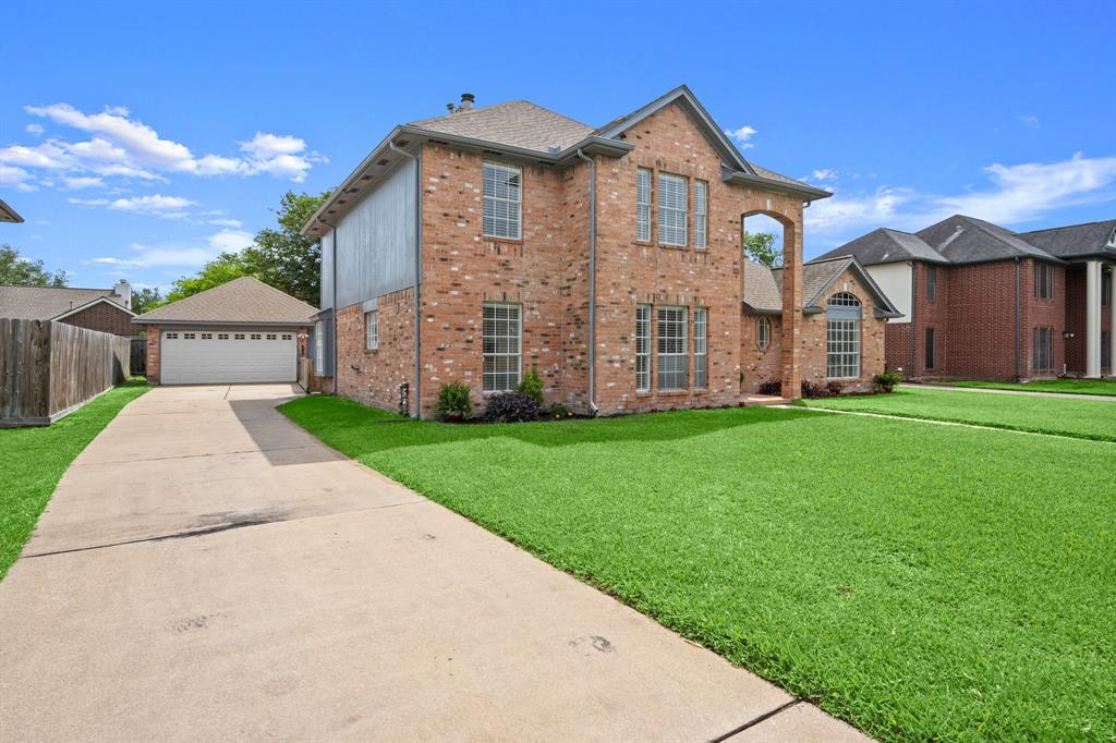 10206 Jockey Club Drive, Houston, Texas image 3