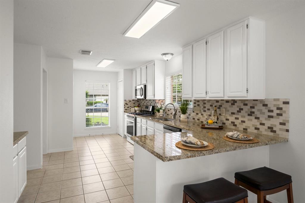 10206 Jockey Club Drive, Houston, Texas image 17