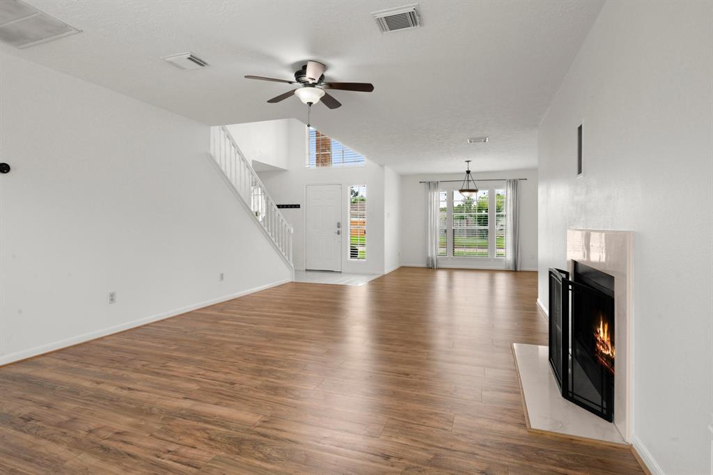 10206 Jockey Club Drive, Houston, Texas image 12