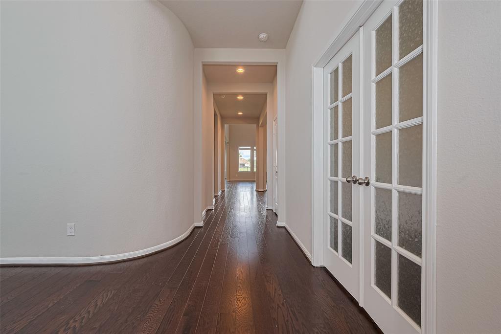 property-search 4 29046 Endeavor River Road