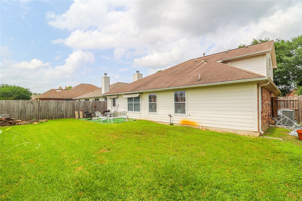 24007 Floragate Drive, Spring, Texas image 36