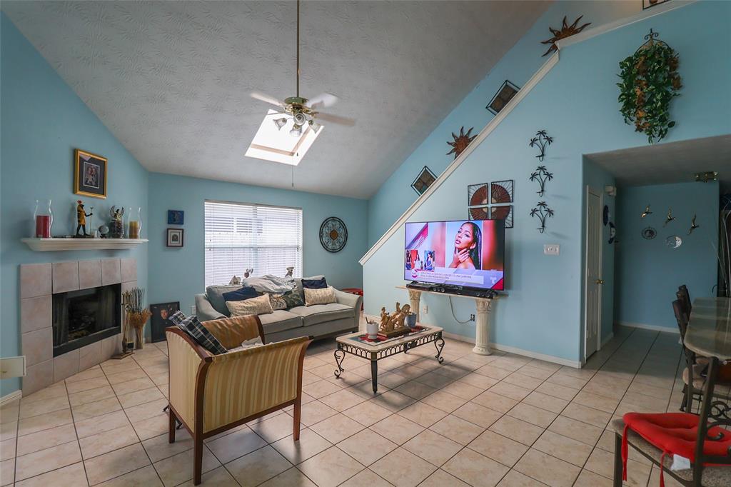24007 Floragate Drive, Spring, Texas image 31