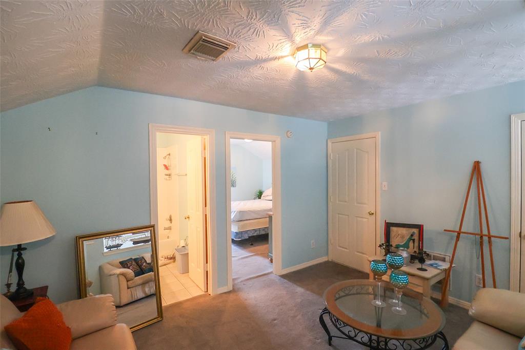 24007 Floragate Drive, Spring, Texas image 22