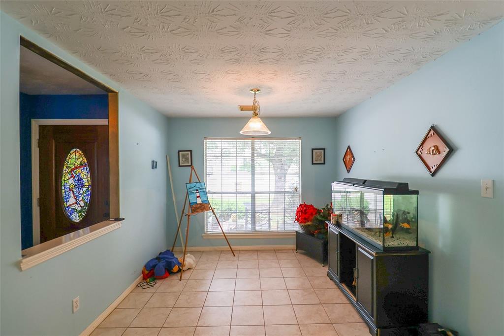 24007 Floragate Drive, Spring, Texas image 4