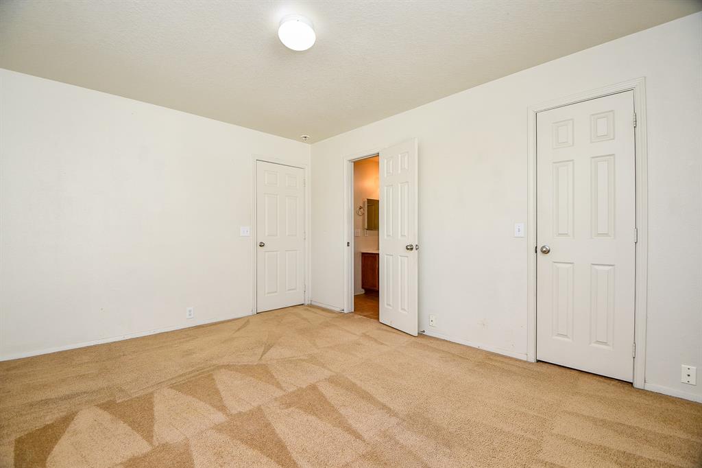 2910 Feather Green Trail, Fresno, Texas image 36