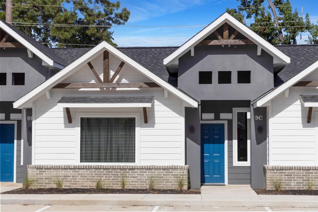 10317 Lake Road 9