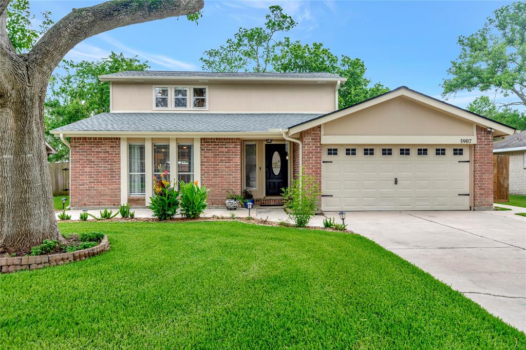 5907 High Meadow Street, League City, Texas image 2