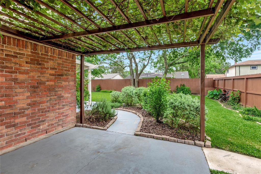 5907 High Meadow Street, League City, Texas image 24