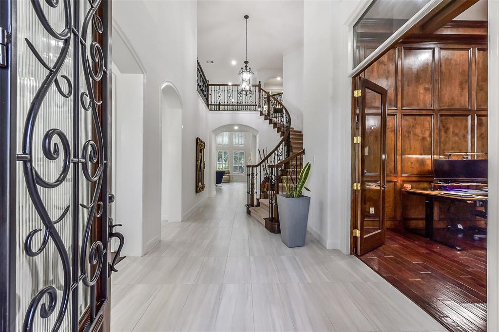 property-search 2 9915 Touhy Lake Drive