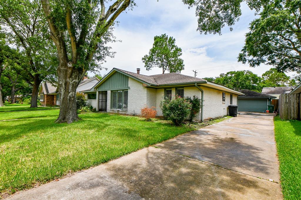5651 Wigton Drive