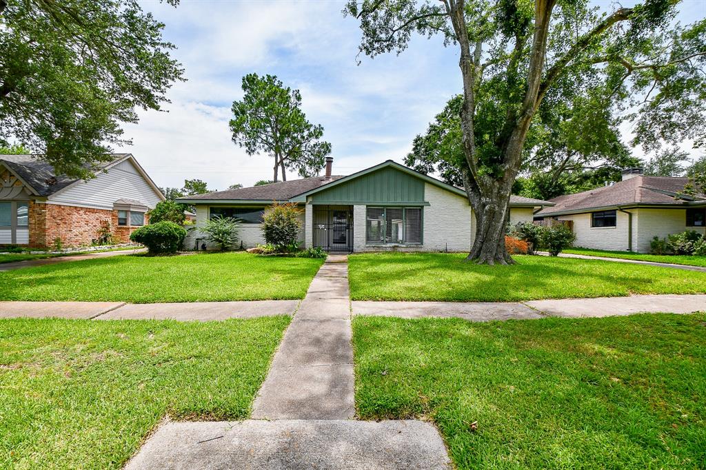 5651 Wigton Drive