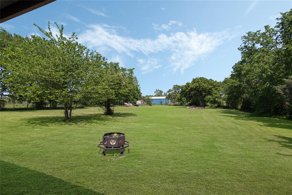 1010 N Shipp Street, Madisonville, Texas image 36