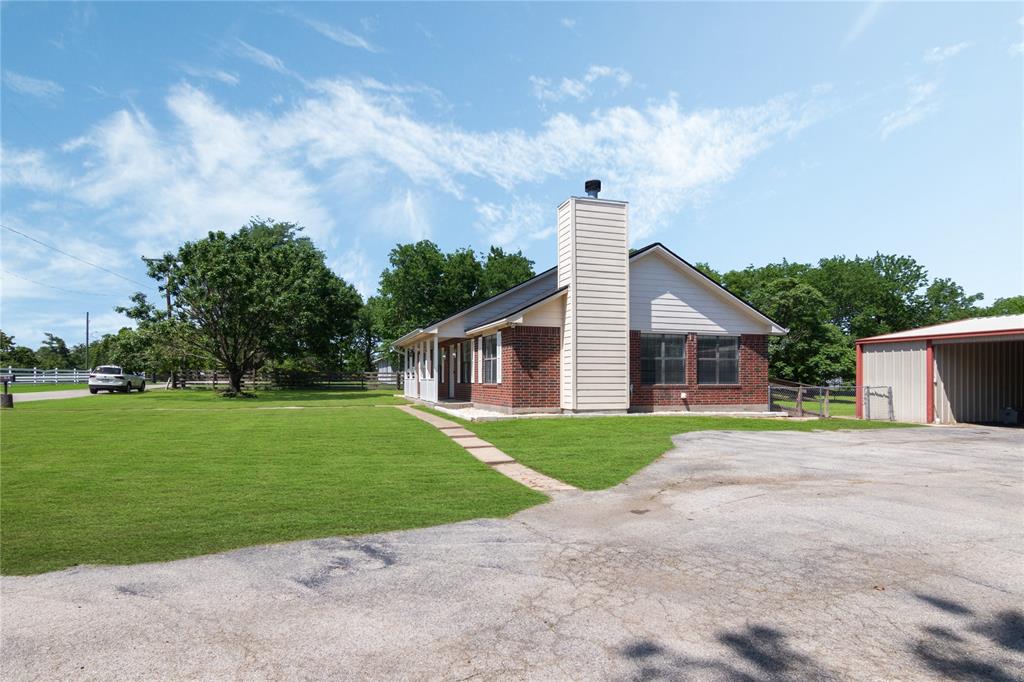 1010 N Shipp Street, Madisonville, Texas image 8