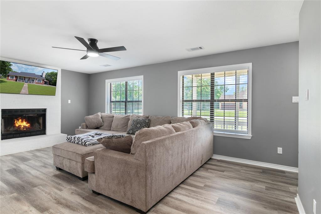 1010 N Shipp Street, Madisonville, Texas image 11