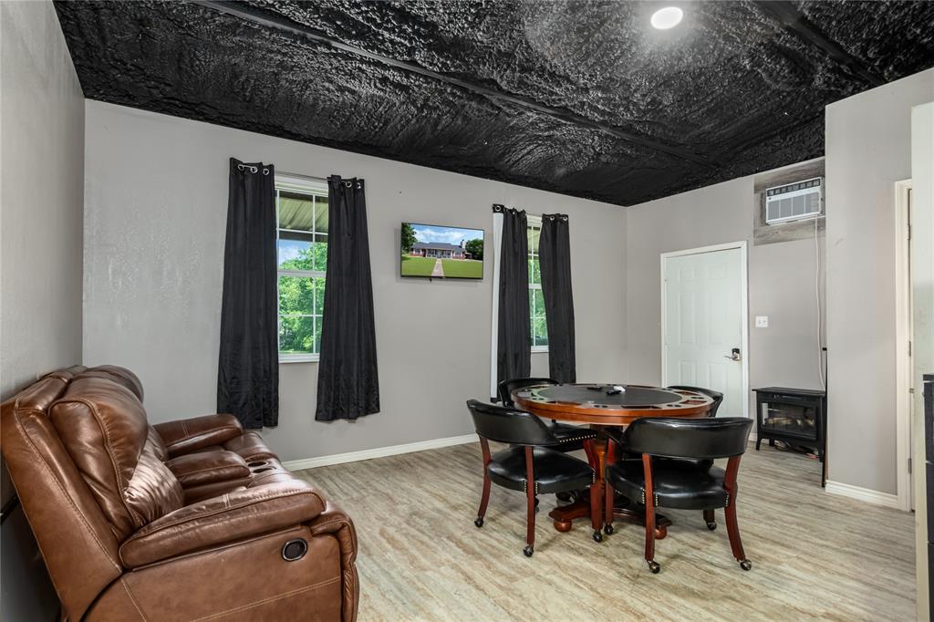 1010 N Shipp Street, Madisonville, Texas image 29