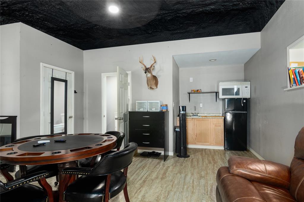 1010 N Shipp Street, Madisonville, Texas image 31