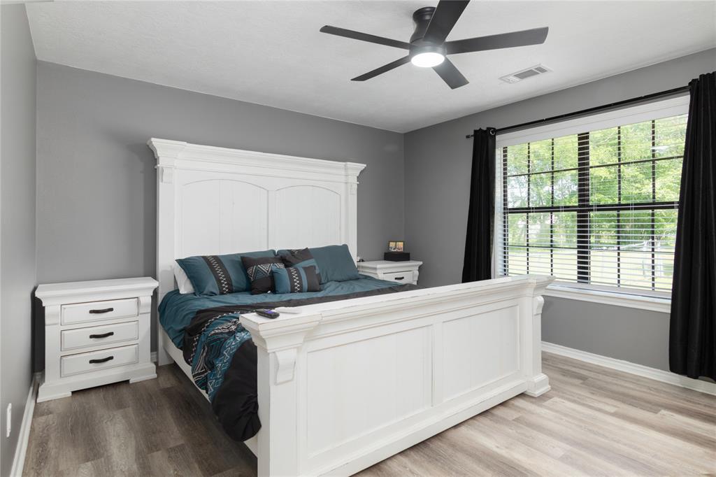 1010 N Shipp Street, Madisonville, Texas image 21