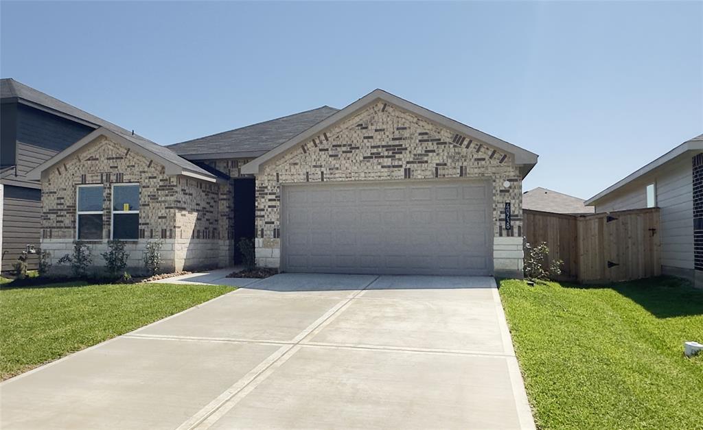 40738 Rosemary Rain Lane, Magnolia, Texas image 2