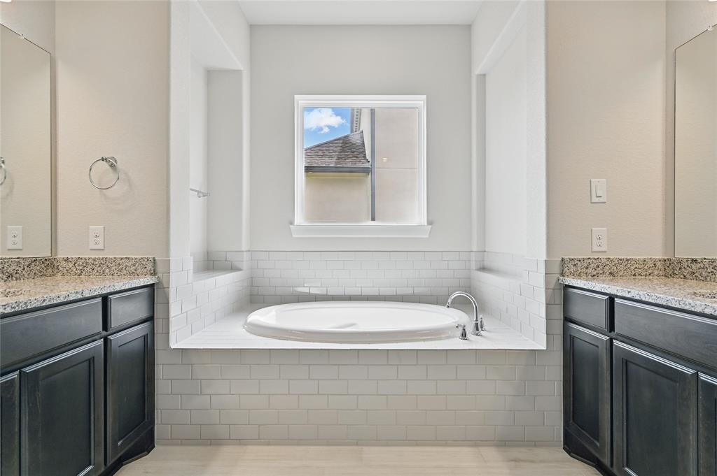 Iowa Colony, Texas 77583, United States, 4 Bedrooms Bedrooms, ,4 BathroomsBathrooms,Residential,Active,132960