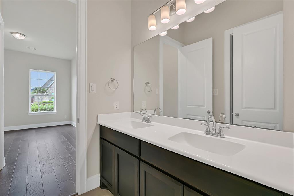 Iowa Colony, Texas 77583, United States, 4 Bedrooms Bedrooms, ,4 BathroomsBathrooms,Residential,Active,132960