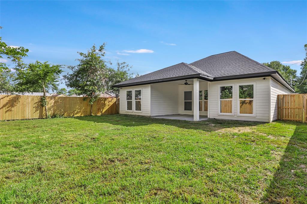 1107 N Main Street, Dayton, Texas image 7