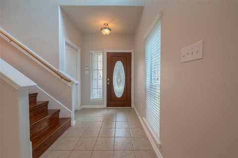 Single Family Residence in Houston TX 10938 Chazenwood Drive 6.jpg