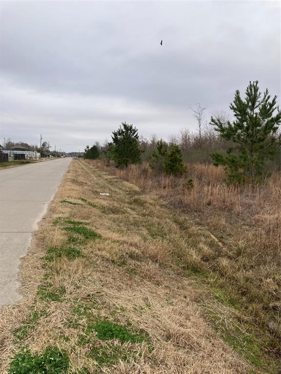 Corner County Rd 3580 - County Rd 3548, Cleveland, Texas image 5