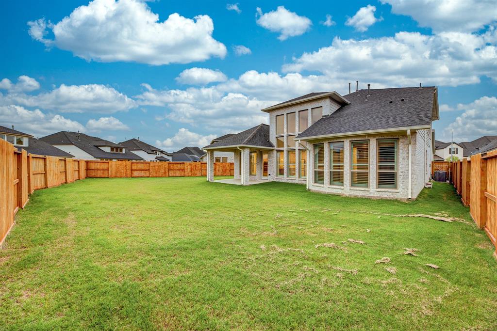 4827 Highland Stream Court, Fulshear, Texas image 39