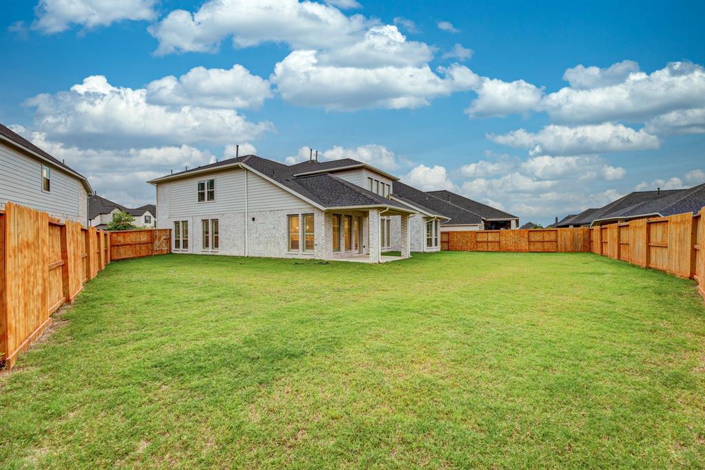 4827 Highland Stream Court, Fulshear, Texas image 38