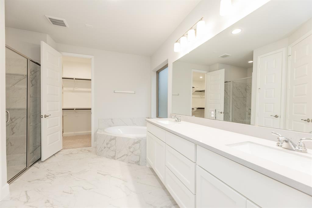 4827 Highland Stream Court, Fulshear, Texas image 15