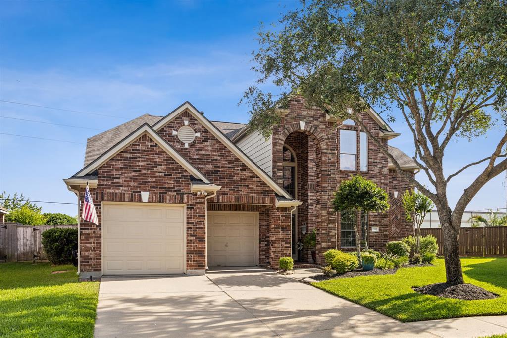 2702 Driftwood Drive
