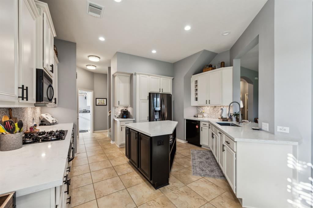 2702 Driftwood Drive, Manvel, Texas image 13