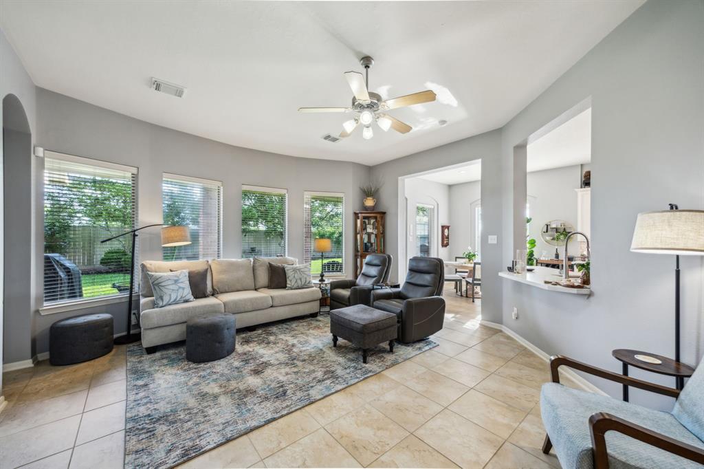 2702 Driftwood Drive