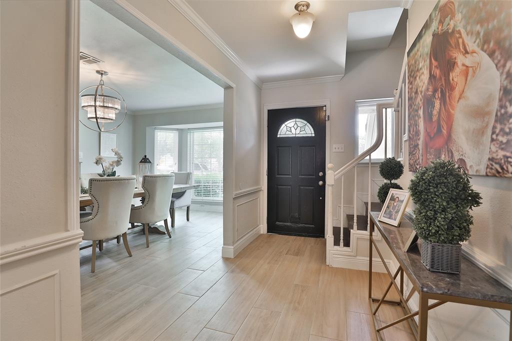 14558 Carolcrest Drive