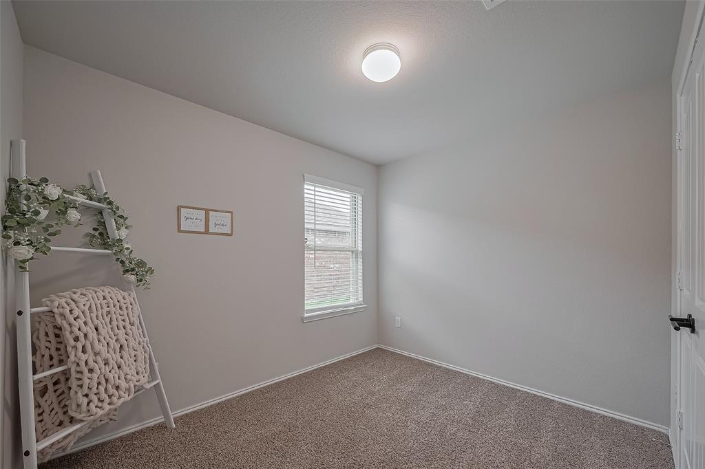 515 Green Clover Lane, Rosharon, Texas image 27