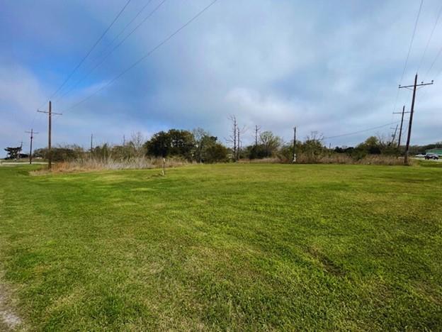 106 W Bayshore Road, Anahuac, Texas image 6