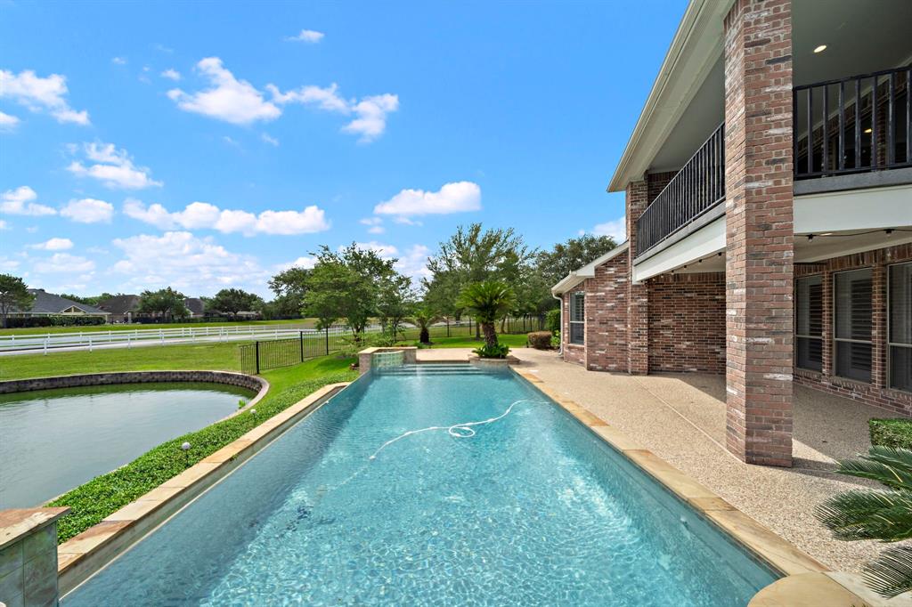 23227 San Salvador Place