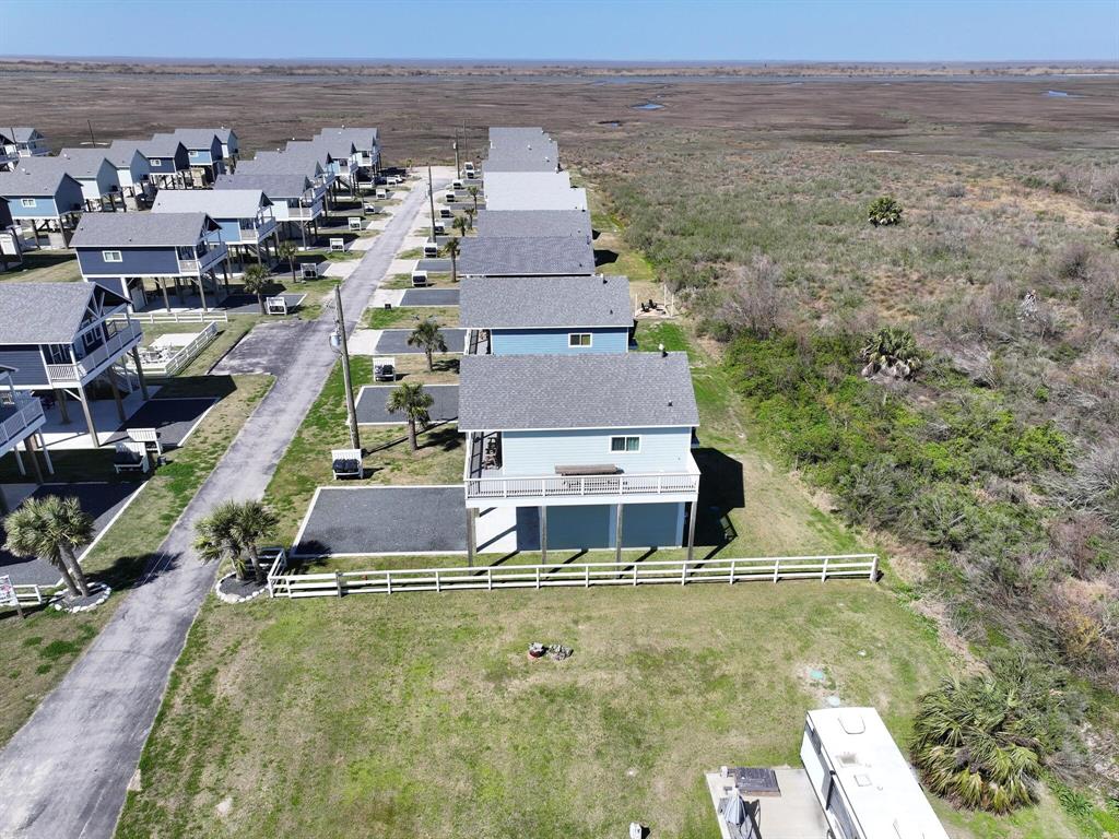 1040 Johnson Road, Gilchrist, Texas image 35