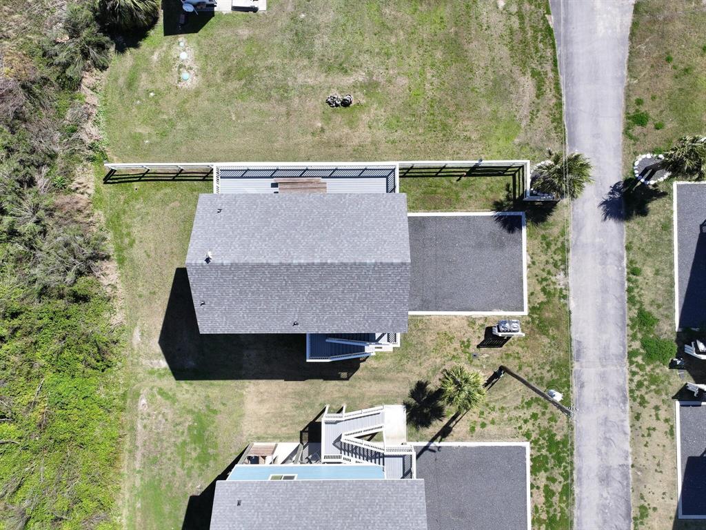 1040 Johnson Road, Gilchrist, Texas image 32