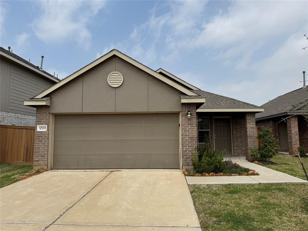 32702 Orchard Haze Drive, Brookshire, Texas image 1