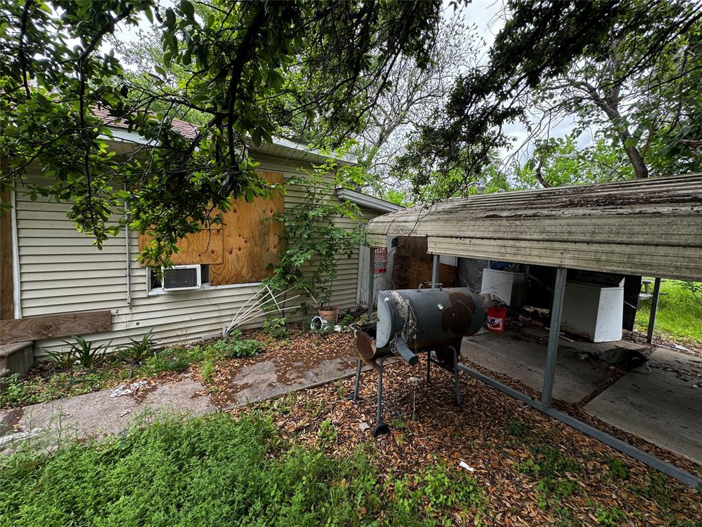 400 W Pitts Avenue, Pasadena, Texas image 3