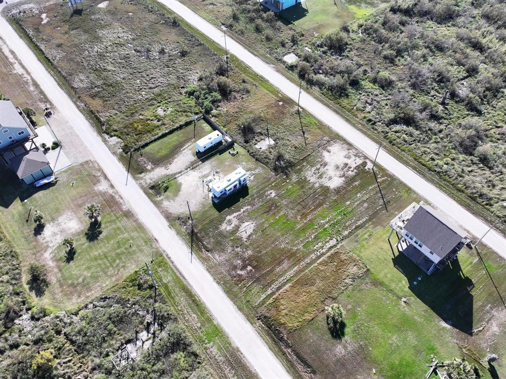 Lot 37 Blk2 Waco Street, Gilchrist, Texas image 9