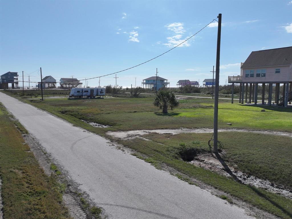 Lot 37 Blk2 Waco Street, Gilchrist, Texas image 6