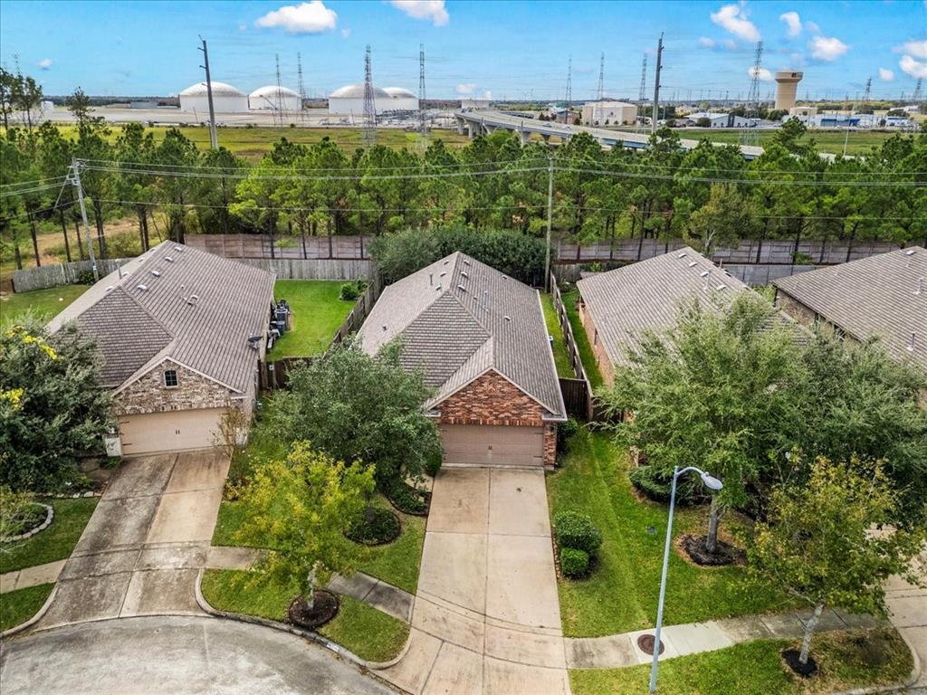 614 Pedernales Street, Webster, Texas image 34