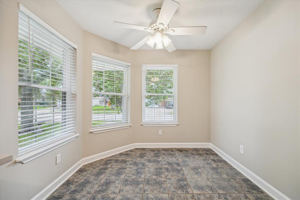 2124 Tower Bridge Road, Pearland, Texas image 14